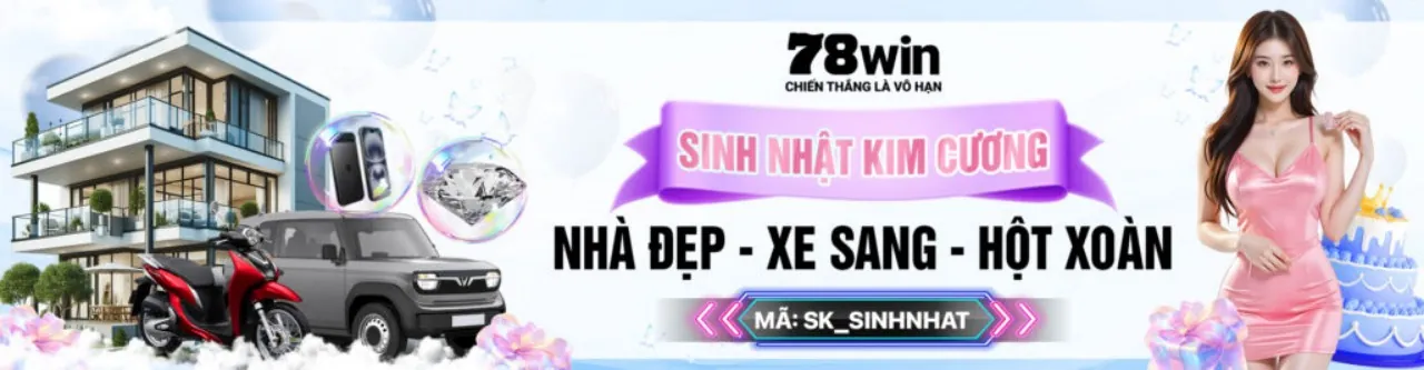 Sân đấu đá gà trực tiếp đầy kịch tính với ánh sáng và khán giả sôi động